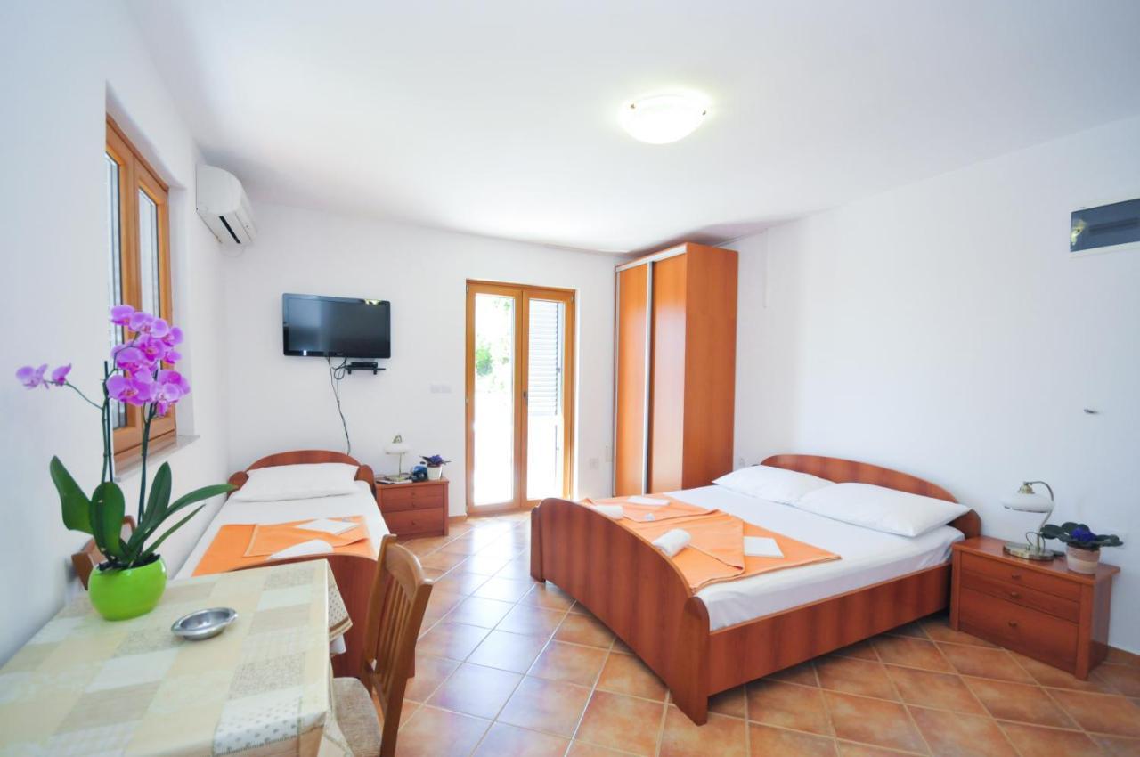 Tilia Apartments Budva Exterior photo