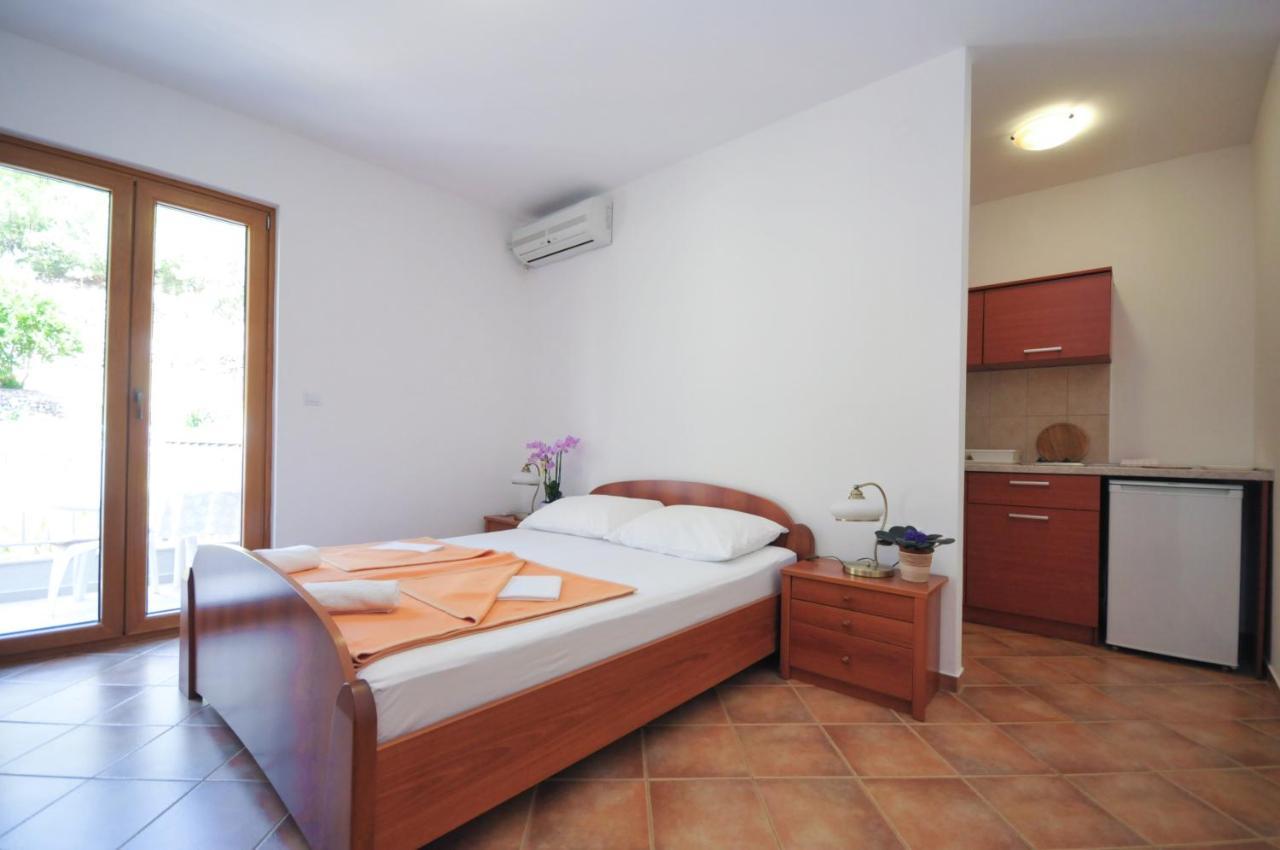 Tilia Apartments Budva Exterior photo