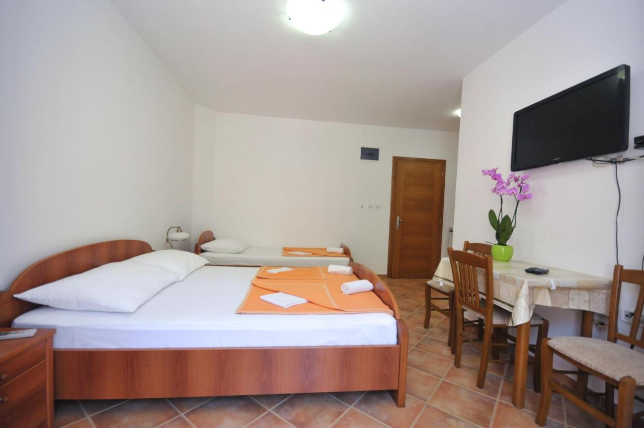 Tilia Apartments Budva Exterior photo