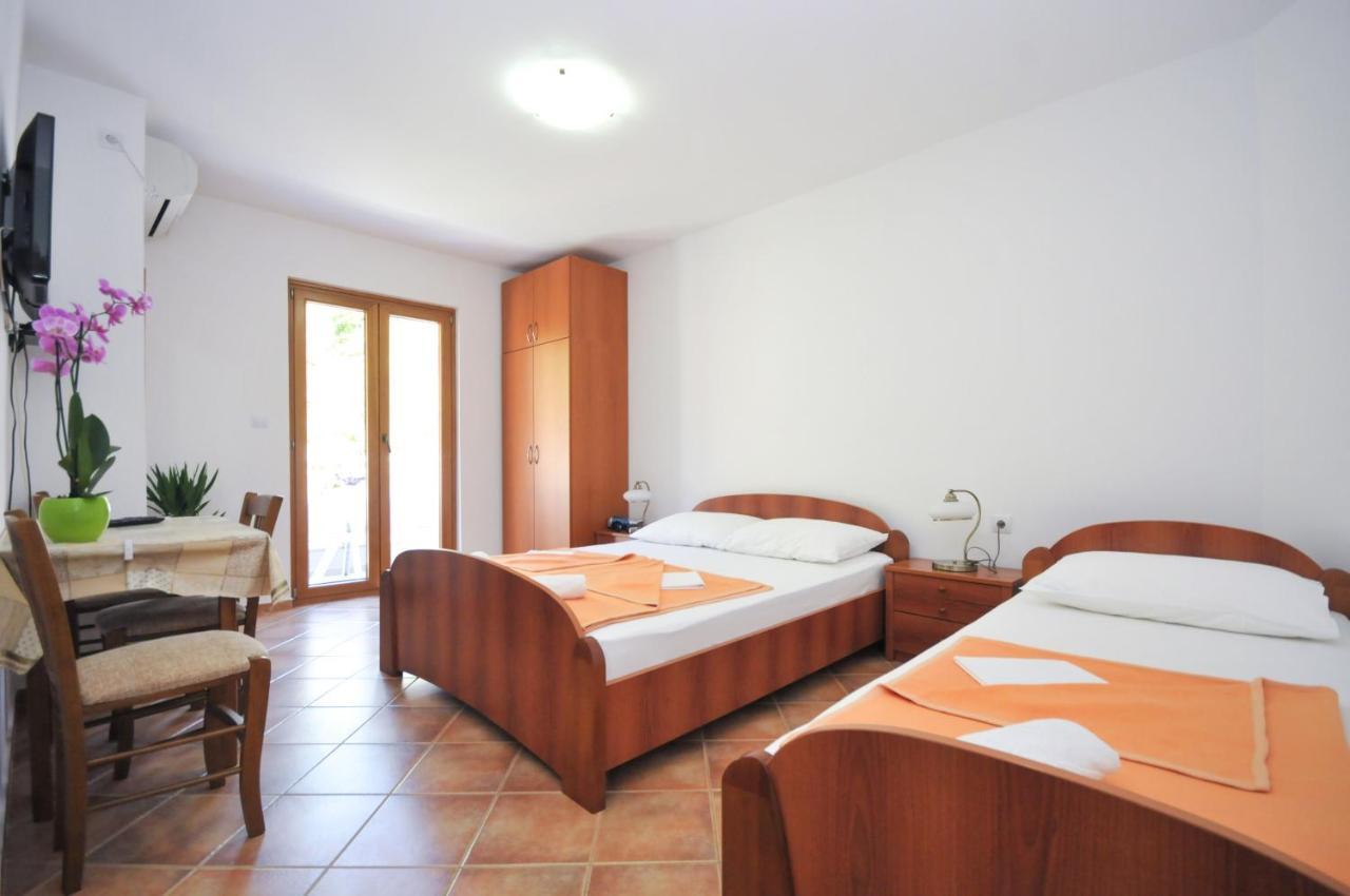 Tilia Apartments Budva Exterior photo